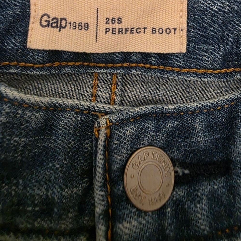 Gap Women Blue Cropped Boot Cut Jeans Side Slit Petal Hem Medium Wash Denim - Picture 8 of 13